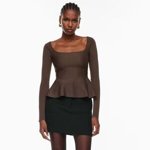 Sculpt Knit Pouf Longsleeve